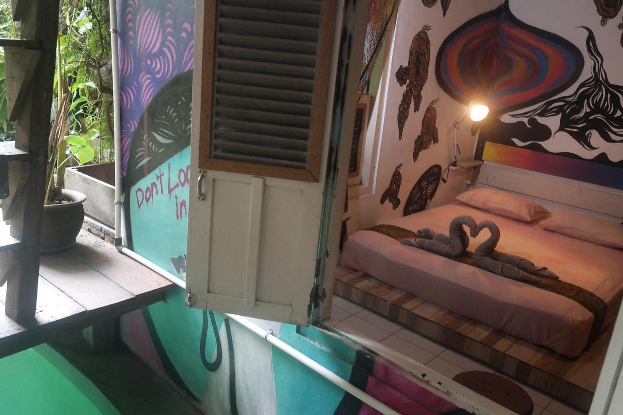Abrakadabra! Artbnb Yogyakarta Eksteriør bilde