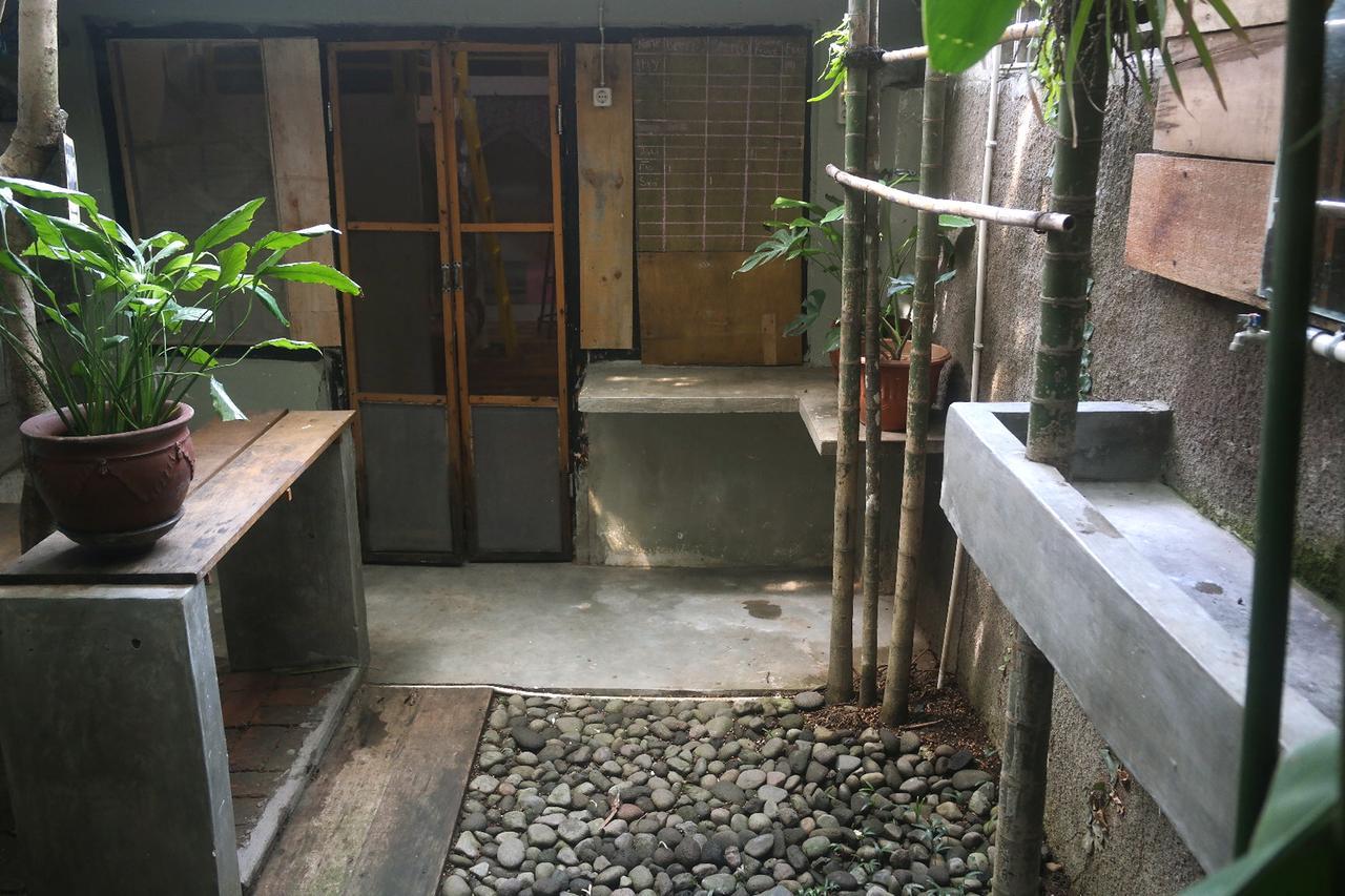 Abrakadabra! Artbnb Yogyakarta Eksteriør bilde