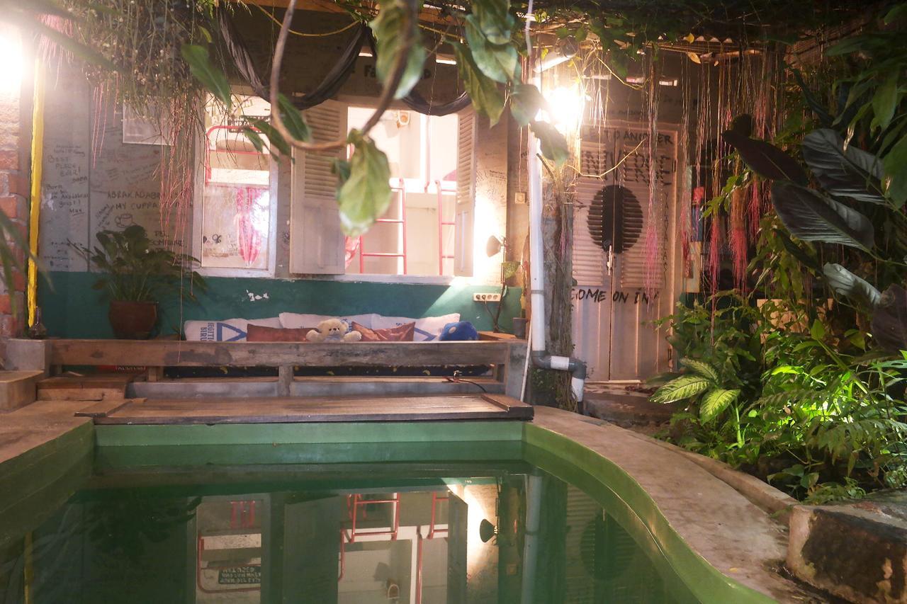 Abrakadabra! Artbnb Yogyakarta Eksteriør bilde