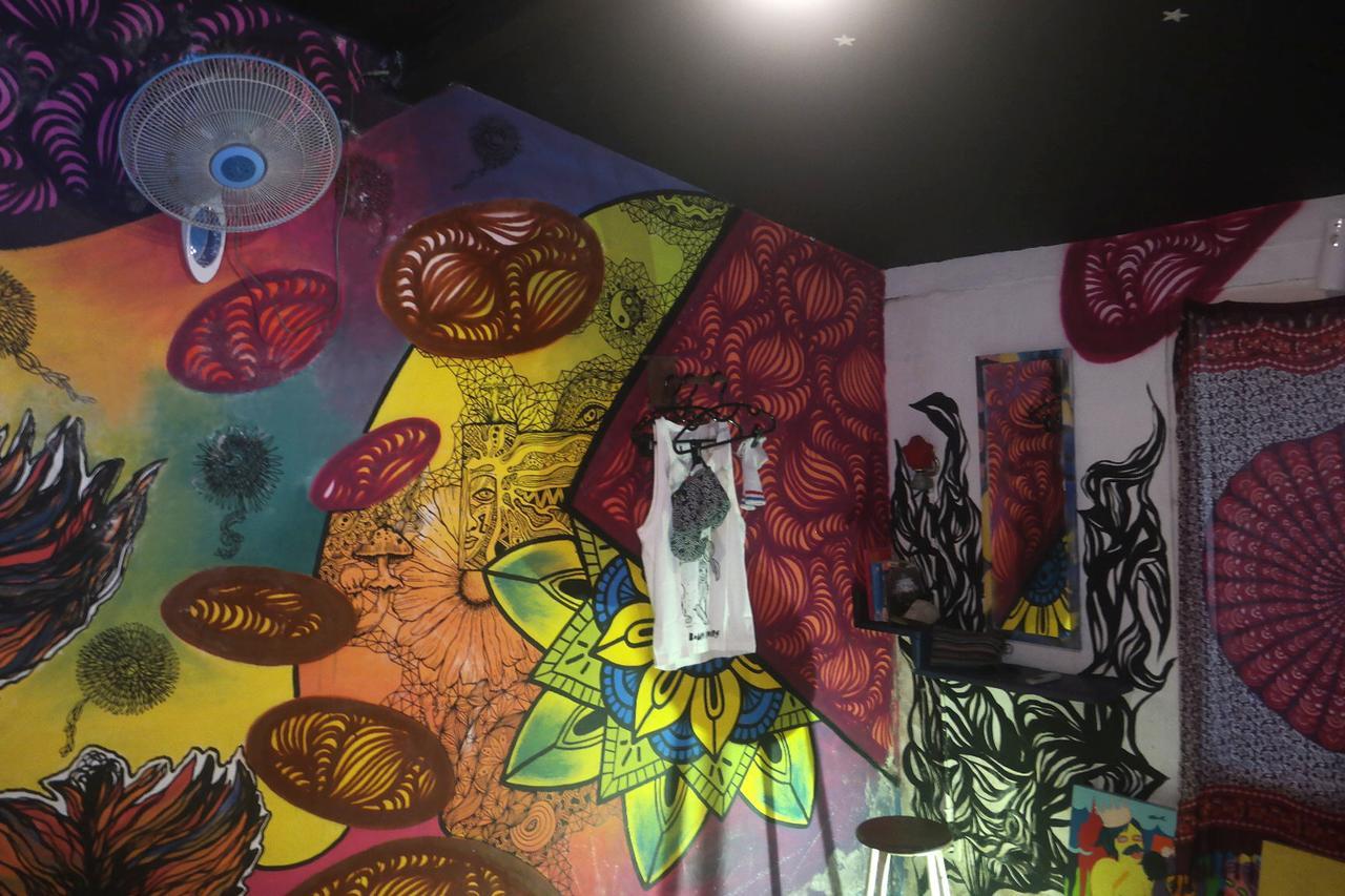 Abrakadabra! Artbnb Yogyakarta Eksteriør bilde