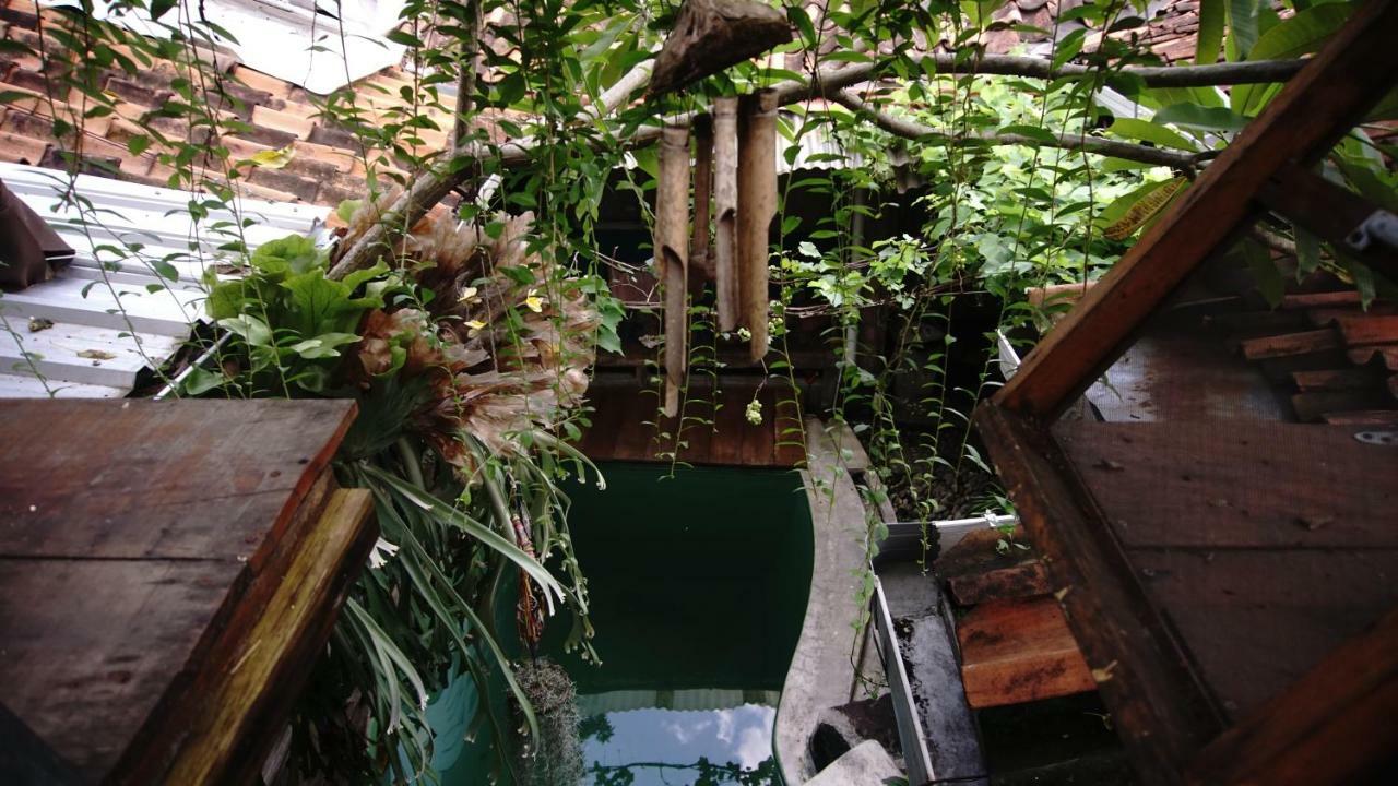 Abrakadabra! Artbnb Yogyakarta Eksteriør bilde