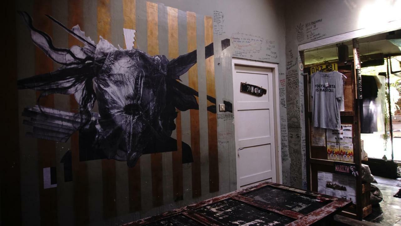 Abrakadabra! Artbnb Yogyakarta Eksteriør bilde